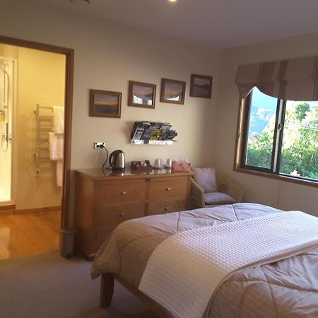 Okiwa Bay Lodge Picton Ngoại thất bức ảnh