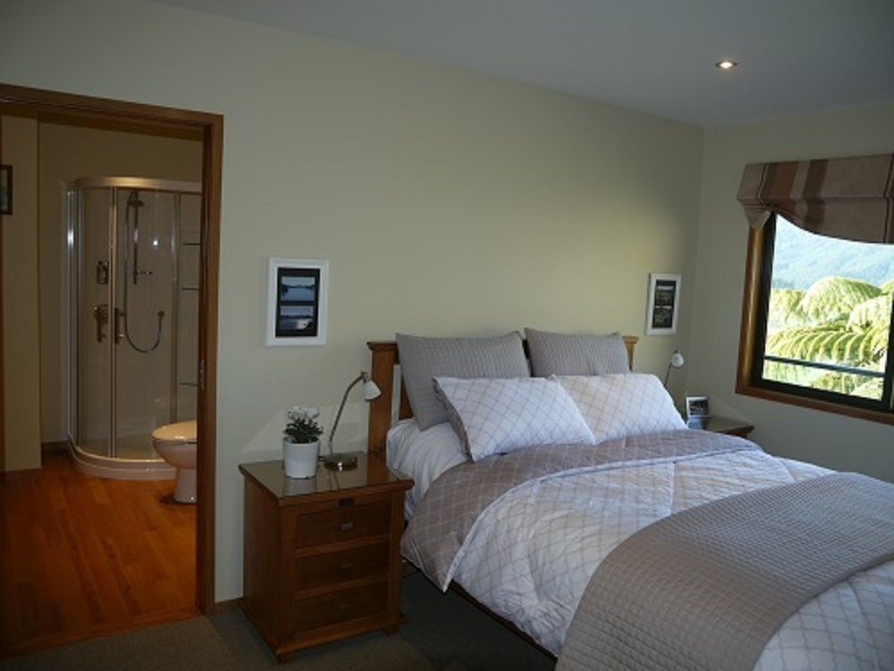 Okiwa Bay Lodge Picton Ngoại thất bức ảnh