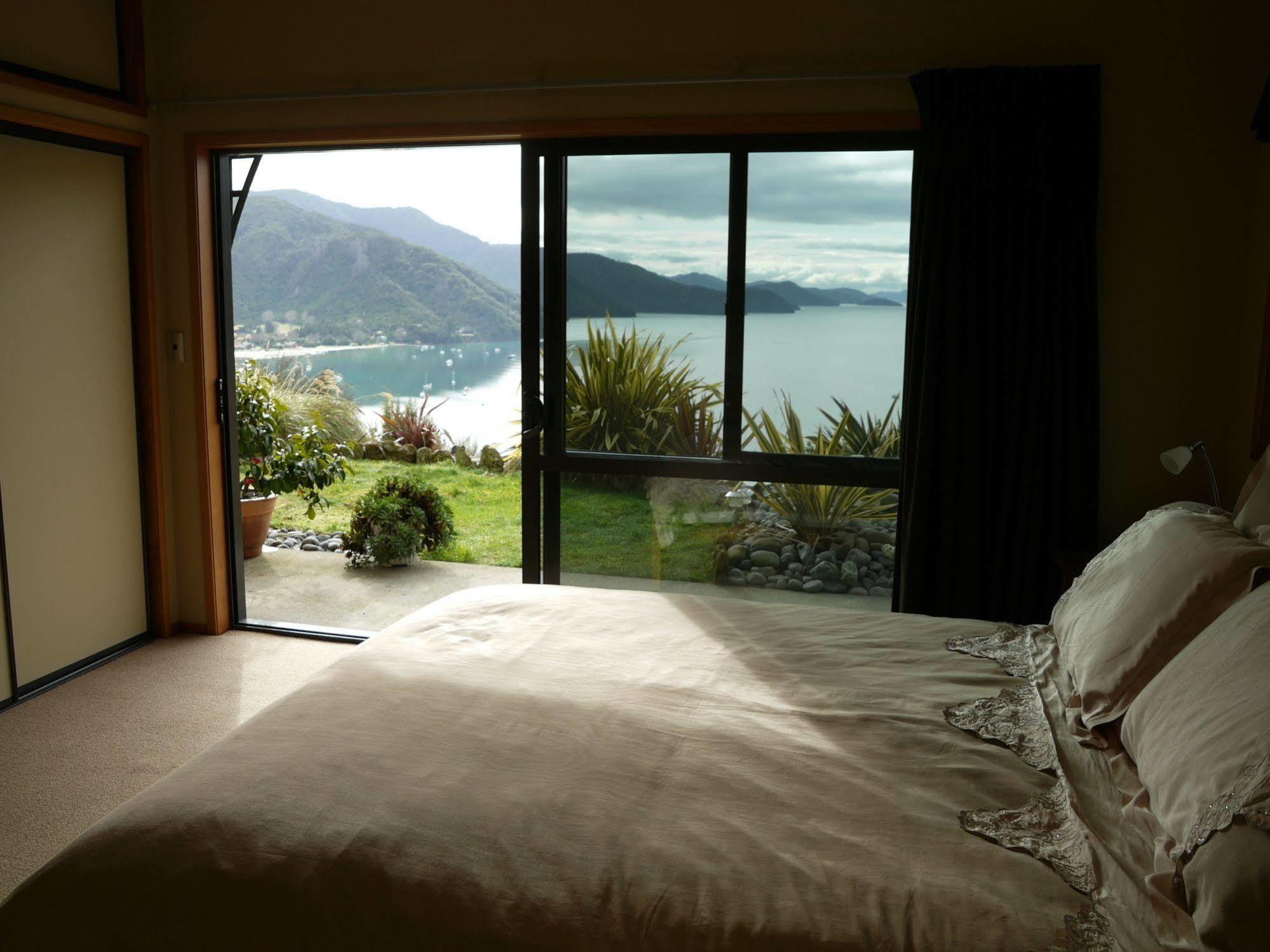 Okiwa Bay Lodge Picton Ngoại thất bức ảnh